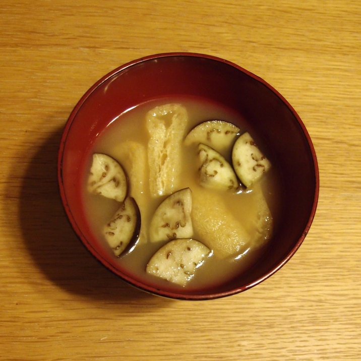 生姜入り☆ナスと油揚げのお味噌汁